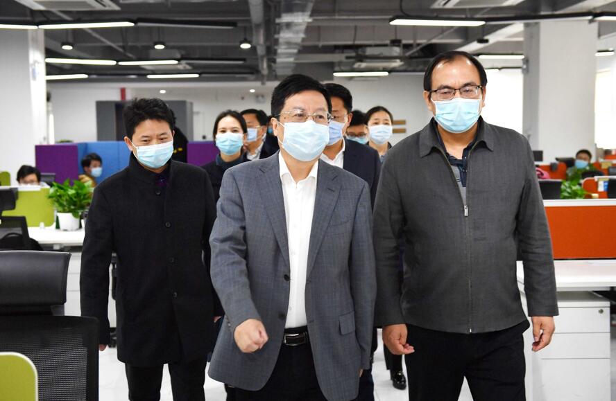 湖南省委常委、長沙市委書記胡衡華到大唐先一科技公司調(diào)研