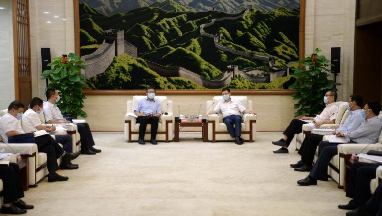 寇偉會見哈電集團(tuán)黨委副書記、總經(jīng)理吳偉章