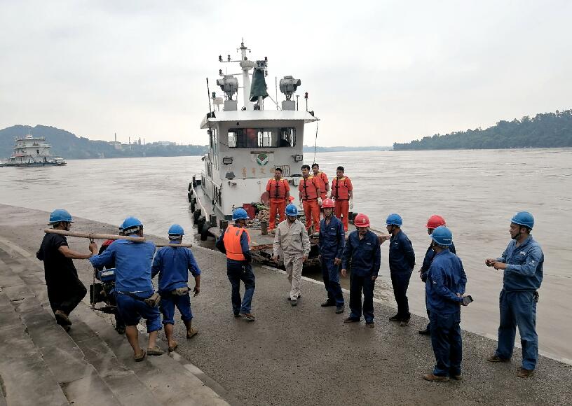 國網(wǎng)宜賓供電：飛線搶險長江孤島 電亮鐵木真后裔