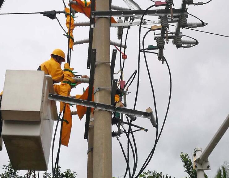 海南陵水供電局超常規(guī)舉措開展旁路不停電作業(yè)，提升居民電力獲得感