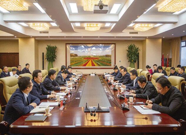 內(nèi)蒙古電力（集團(tuán)）公司董事長(zhǎng)、黨委書記賈振國(guó)帶隊(duì)赴鄂爾多斯地區(qū)調(diào)研