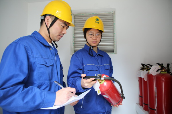 國網(wǎng)寧?？h供電公司持續(xù)深化“電網(wǎng)百日撣塵”專項(xiàng)行動(dòng)