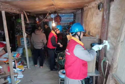 國(guó)網(wǎng)霞浦縣供電公司：應(yīng)寒而戰(zhàn) 守護(hù)居民用電