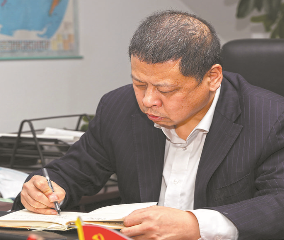 【國家電網(wǎng)公司特等勞?！客?波