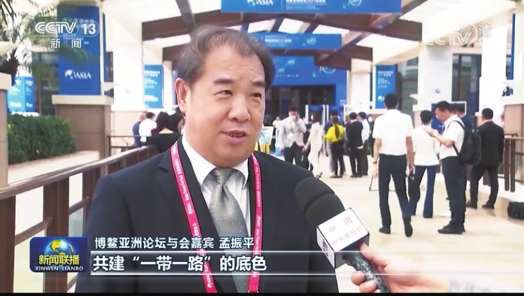 南方電網(wǎng)公司董事長、黨組書記孟振平接受央視《新聞聯(lián)播》采訪