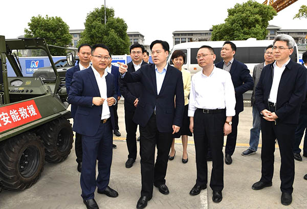 常州市委副書記、市長陳金虎蒞臨中國安能二局常州分公司調(diào)研防汛抗旱工作