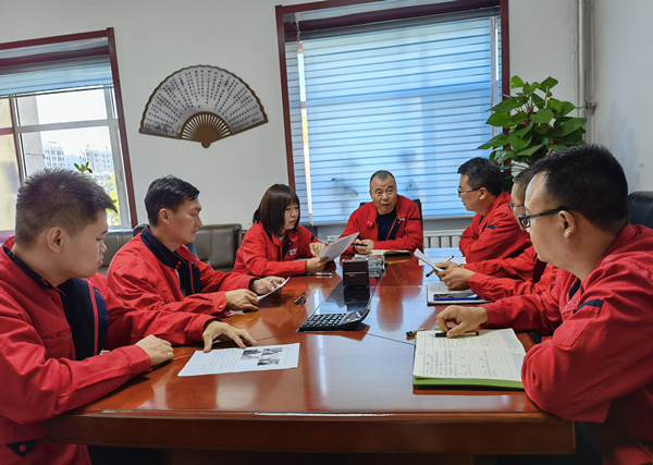 烏海電業(yè)局千里山分局：修訂宣貫班組標(biāo)準(zhǔn)，促進班組有序發(fā)展