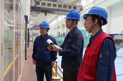 國(guó)網(wǎng)劉家峽水電廠節(jié)日保電，我在光明源頭堅(jiān)守