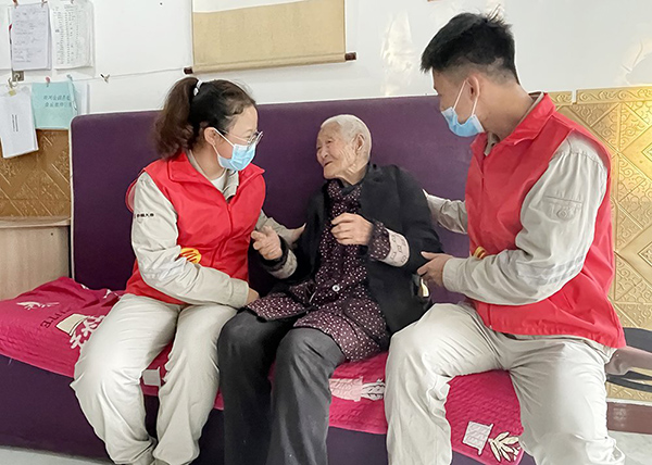大唐臨汾熱電公司開展“人間重晚情，愛助夕陽紅”志愿服務(wù)活動