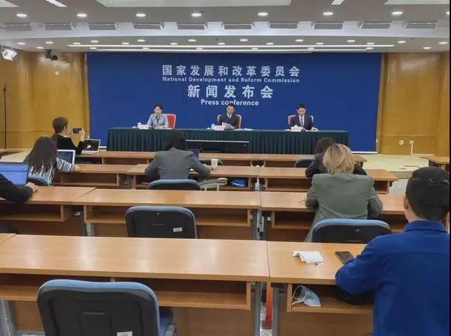 發(fā)改委最新電價(jià)通知明確“高耗能企業(yè)市場交易電價(jià)不受上浮20%限制”！