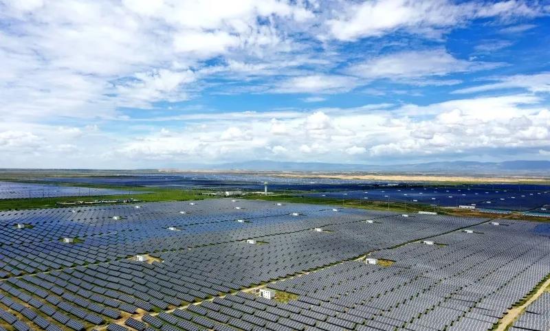 內(nèi)蒙古、甘肅、青海、寧夏3000萬(wàn)千瓦大型風(fēng)電光伏基地項(xiàng)目有序開(kāi)工（附名單）