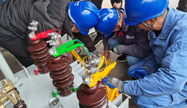 國(guó)網(wǎng)撫州市南豐縣供電公司：“提素質(zhì)，強(qiáng)隊(duì)伍，促發(fā)展”技能比武