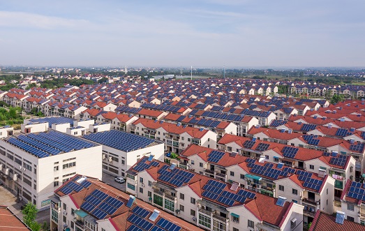 【兩會(huì)】南存輝委員：建議戶用光伏電力納入綠電、綠證、碳排放權(quán)交易市場(chǎng)