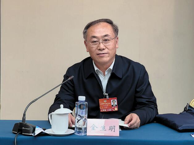 【兩會】國網(wǎng)電動汽車服務有限公司董事長、黨委書記全生明：加快構建交通能源融合發(fā)展體系 促進車與電網(wǎng)協(xié)同互動