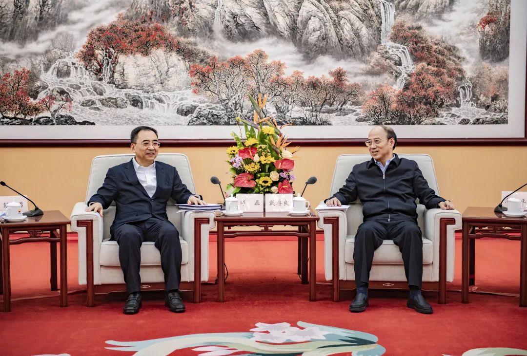 鄒磊拜會中國石油集團(tuán)黨組書記、董事長戴厚良