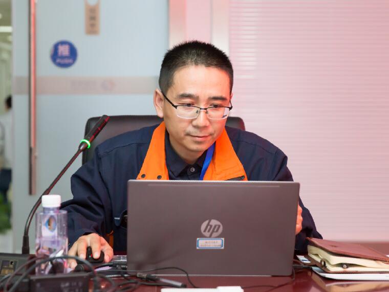 周效峰：半生矢志赴山河，鬢華雖改血仍殷