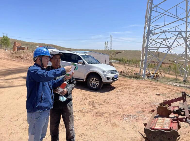 烏海超高壓供電公司：與外力破壞作斗爭(zhēng)，嚴(yán)守線路安全