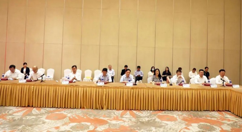 協(xié)鑫、徐工聯(lián)手！布局新能源