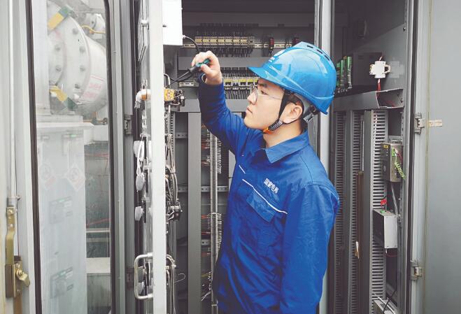 王可： 因?yàn)闊釔?，所以投? width=