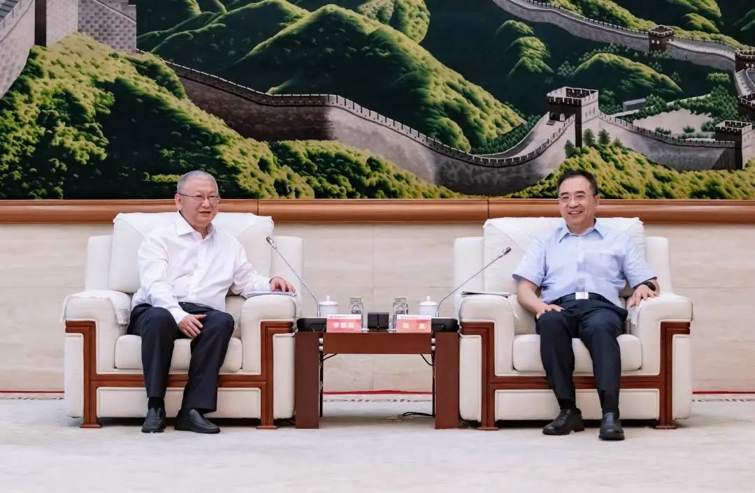 鄒磊會(huì)見隆基股份總裁李振國、森特股份董事長劉愛森