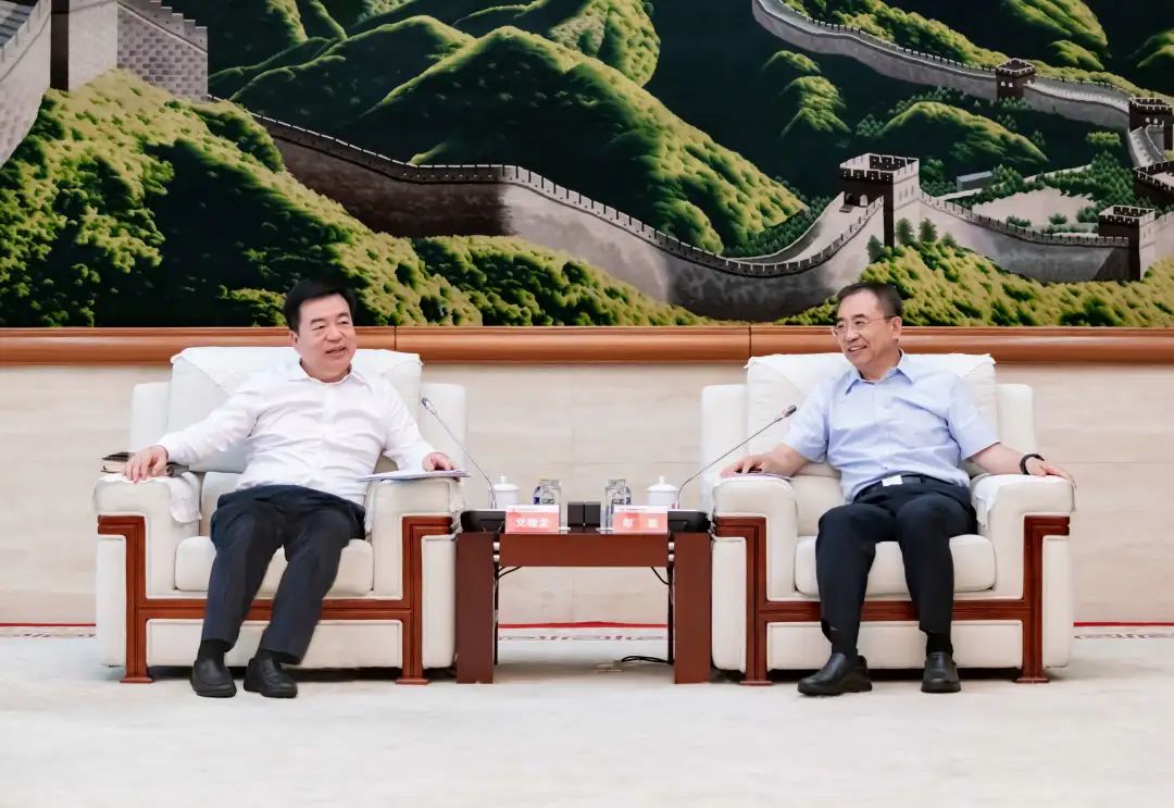 鄒磊會(huì)見保定市委書記黨曉龍、市長閆繼紅