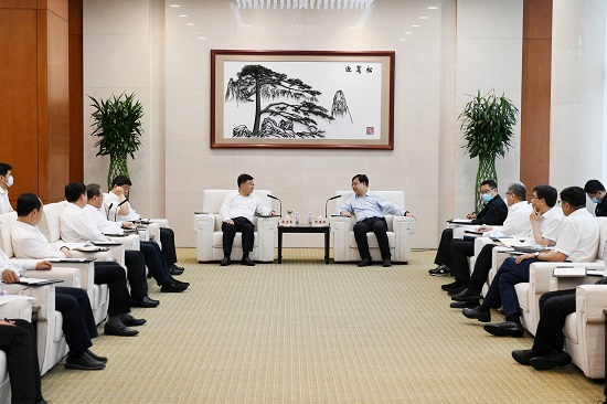 鄧建玲會見承德市委書記柴寶良、市長王亞軍