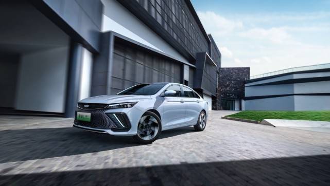 轉型跑出加速度，吉利新能源產品全面起飛