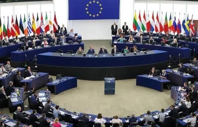 俄羅斯的不敢買，美國的買不起，光伏發(fā)電依賴中國，歐洲左右為難