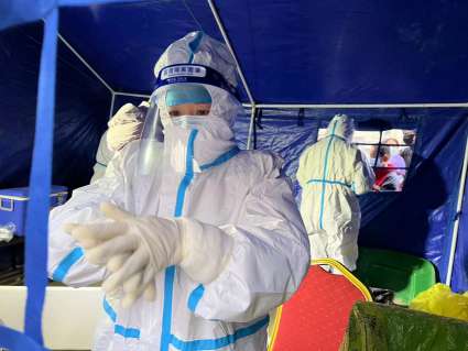 黨旗在漠南一線飄揚，先鋒在北疆一線堅守