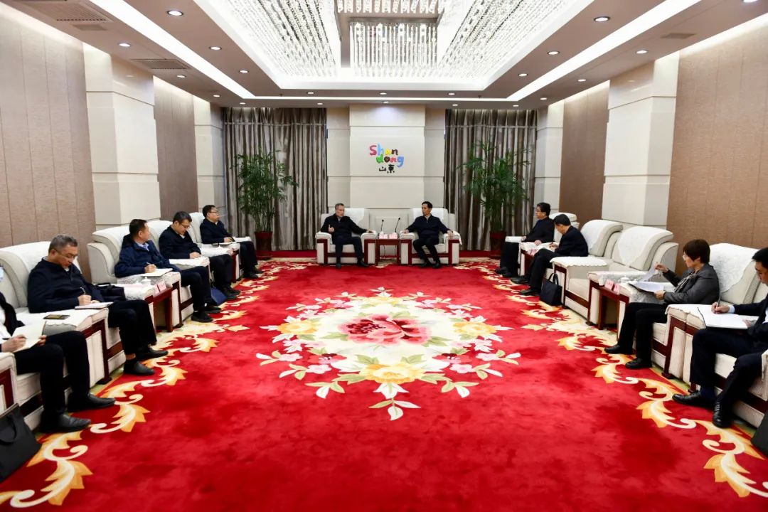 大唐山東發(fā)電公司黨委書記、董事長趙永力拜會菏澤市委副書記、市長張倫