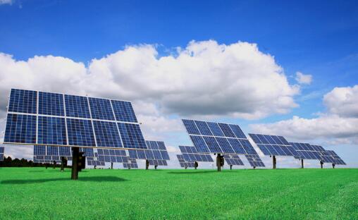 兩部門：合理引導(dǎo)光伏產(chǎn)業(yè)鏈行業(yè)預(yù)期，有力遏制資本過度炒作