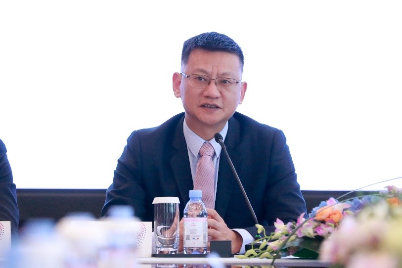 華為李俊風(fēng)：聚焦ICT基礎(chǔ)設(shè)施 打造數(shù)字底座，做機場與軌道行業(yè)數(shù)字化轉(zhuǎn)型同路人