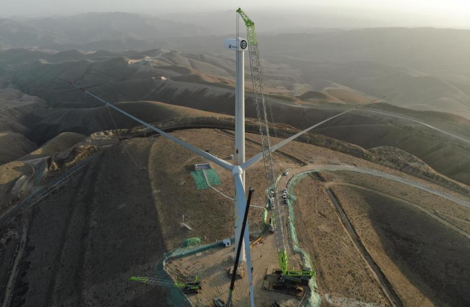 我國首個千萬千瓦級多能互補(bǔ)綜合能源基地新能源項(xiàng)目進(jìn)入全面建設(shè)階段