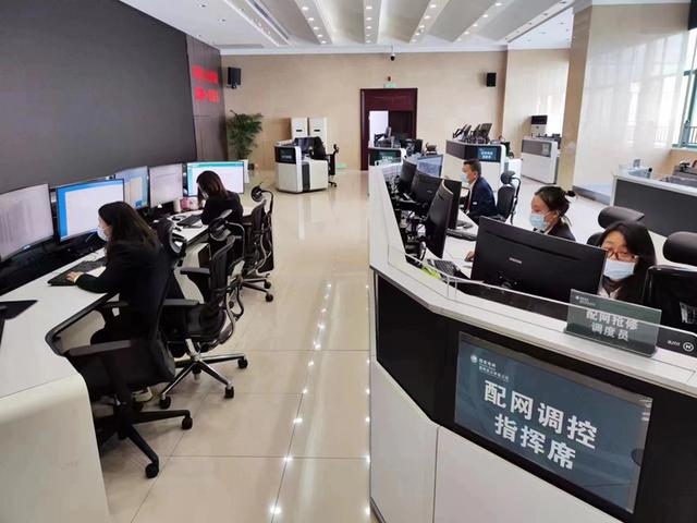 國網(wǎng)武漢供電公司保供不缺失、服務(wù)不打烊