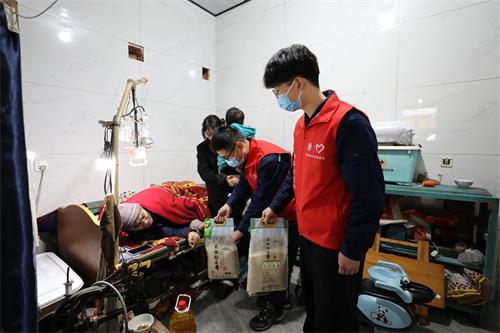 國(guó)網(wǎng)壽寧縣供電公司：志愿者日，我們?cè)谛袆?dòng)