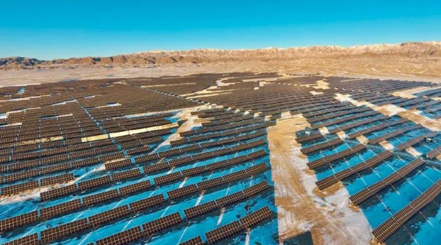 【索比月報(bào)】組件價(jià)格高位穩(wěn)，開(kāi)工環(huán)比基本維持，產(chǎn)業(yè)鏈或?qū)⒂瓉?lái)變革——11月光伏組件市場(chǎng)總結(jié)