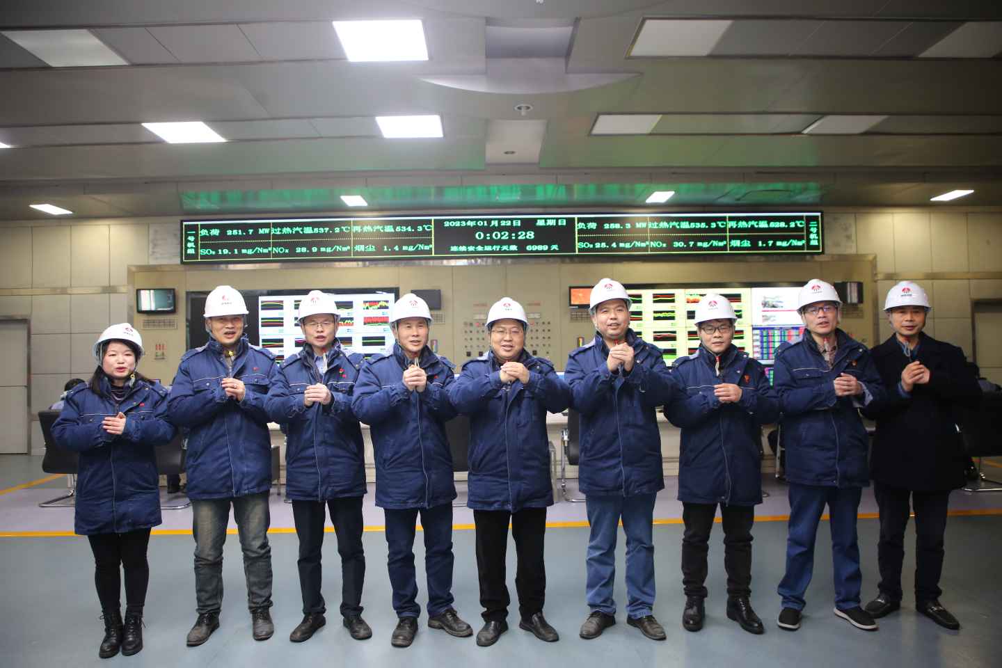 陜煤石電除夕慰問送溫暖，崗位堅(jiān)守幸?！巴谩保╰oo）