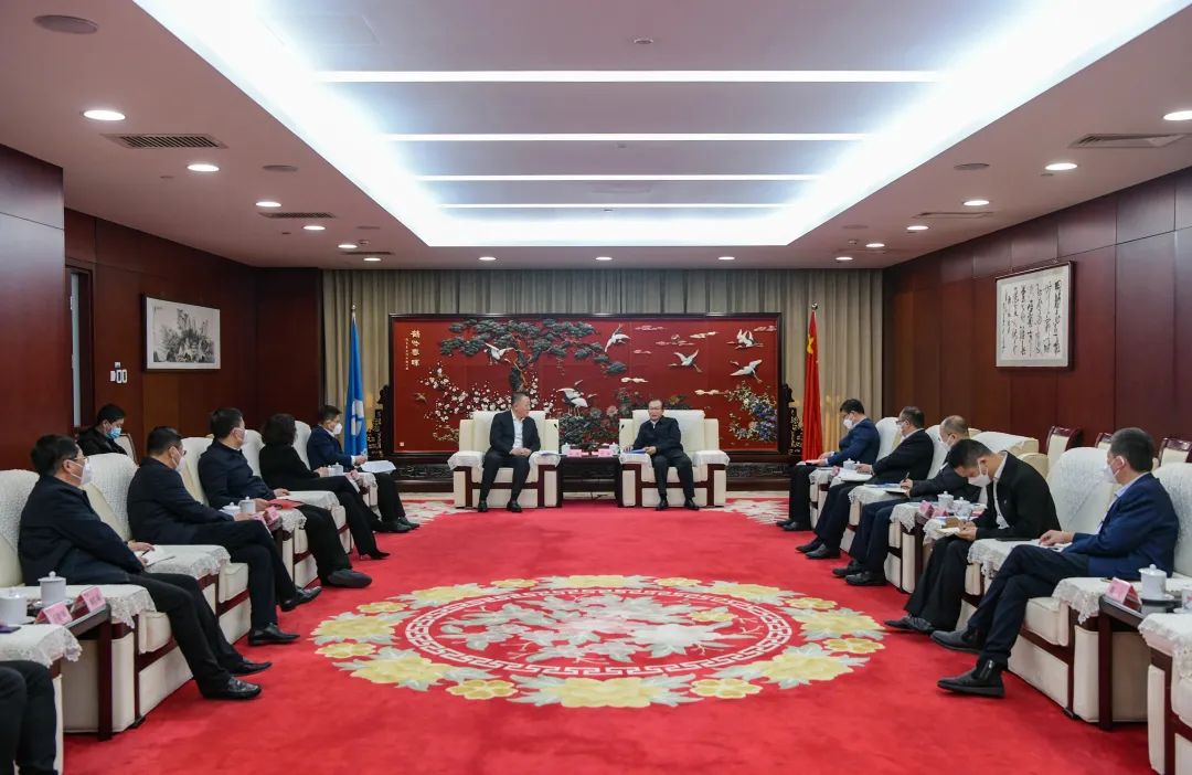 華電集團(tuán)黨組書記、董事長(zhǎng)江毅會(huì)見鐵嶺市委書記、市人大常委會(huì)主任宋誠(chéng)