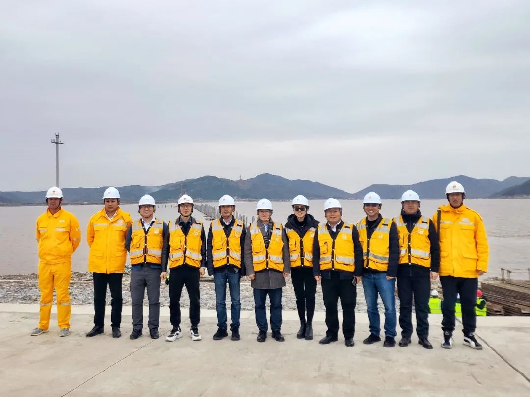 華潤華東大區(qū)副總經(jīng)理、財務(wù)總監(jiān)高中元赴浙江公司指導(dǎo)調(diào)研