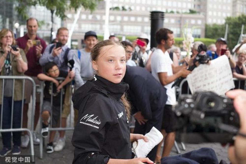 瑞典“環(huán)保少女”堵門挪威能源部，抗議在牧民土地建風力渦輪機