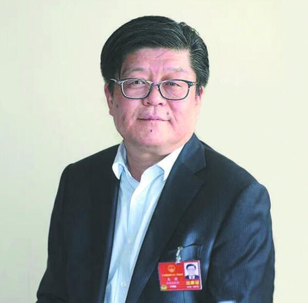 推動(dòng)綠色產(chǎn)業(yè)發(fā)展 助力實(shí)現(xiàn)“雙碳”目標(biāo)——訪全國(guó)人大代表、金晶(集團(tuán))有限公司董事長(zhǎng)王剛