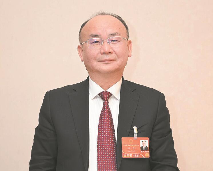 優(yōu)質(zhì)供電服務(wù)助力裝備制造業(yè)高質(zhì)量發(fā)展——訪全國人大代表、楚天科技股份有限公司董事長兼總裁唐岳