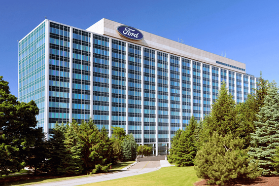 從未破產(chǎn)過的福特汽車，困在新能源時代