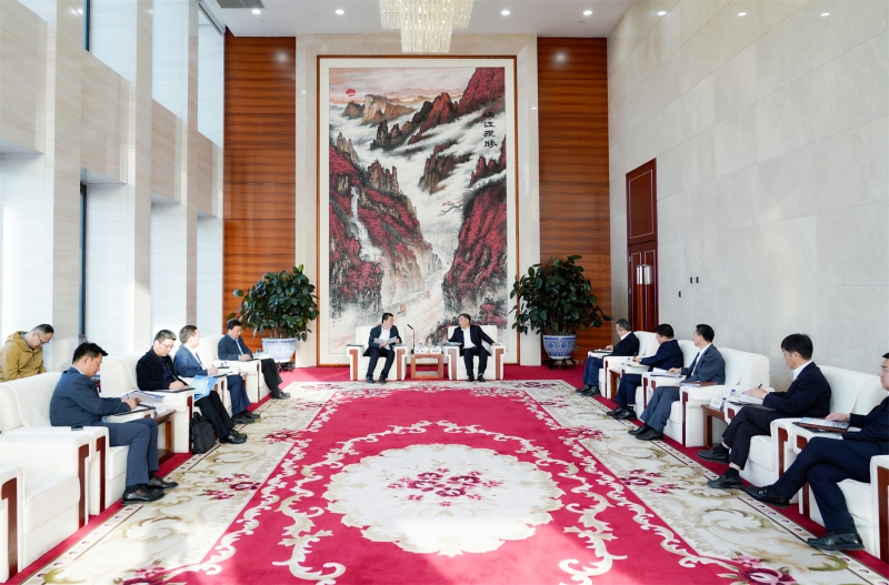 中國(guó)能建黨委書(shū)記、董事長(zhǎng)宋海良與臨沂市委書(shū)記任剛座談