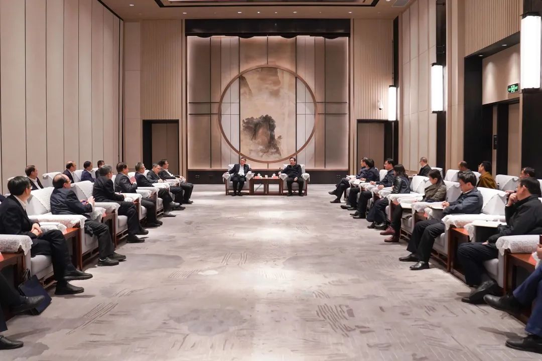 華能集團(tuán)黨組書記、董事長(zhǎng)溫樞剛拜會(huì)雄安新區(qū)黨工委書記、管委會(huì)主任張國(guó)華