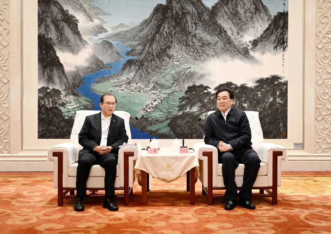 華電集團黨組書記、董事長江毅拜會江蘇省委書記信長星