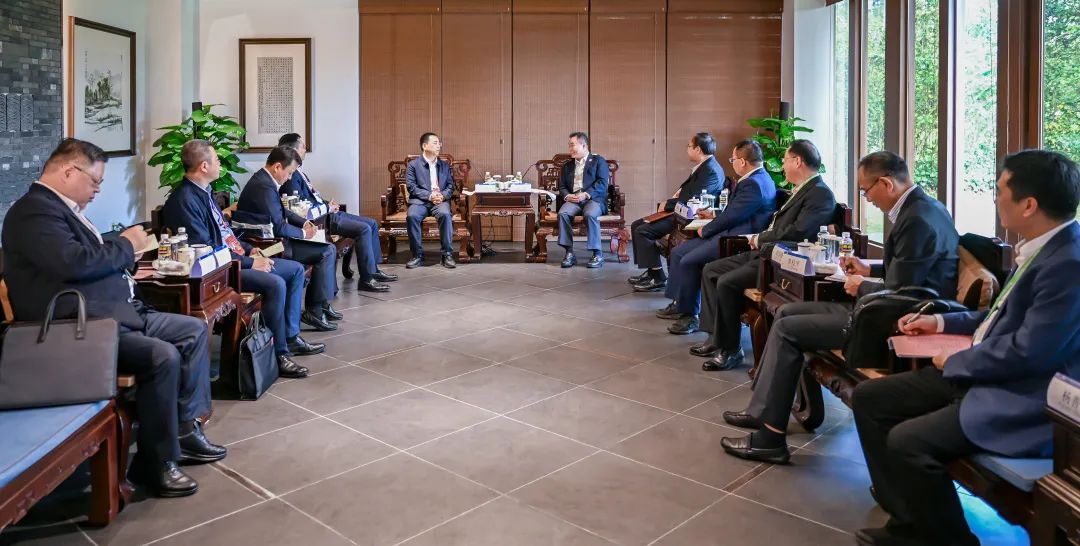 大唐集團(tuán)黨組書(shū)記、董事長(zhǎng)鄒磊與海南省副省長(zhǎng)倪強(qiáng)會(huì)談