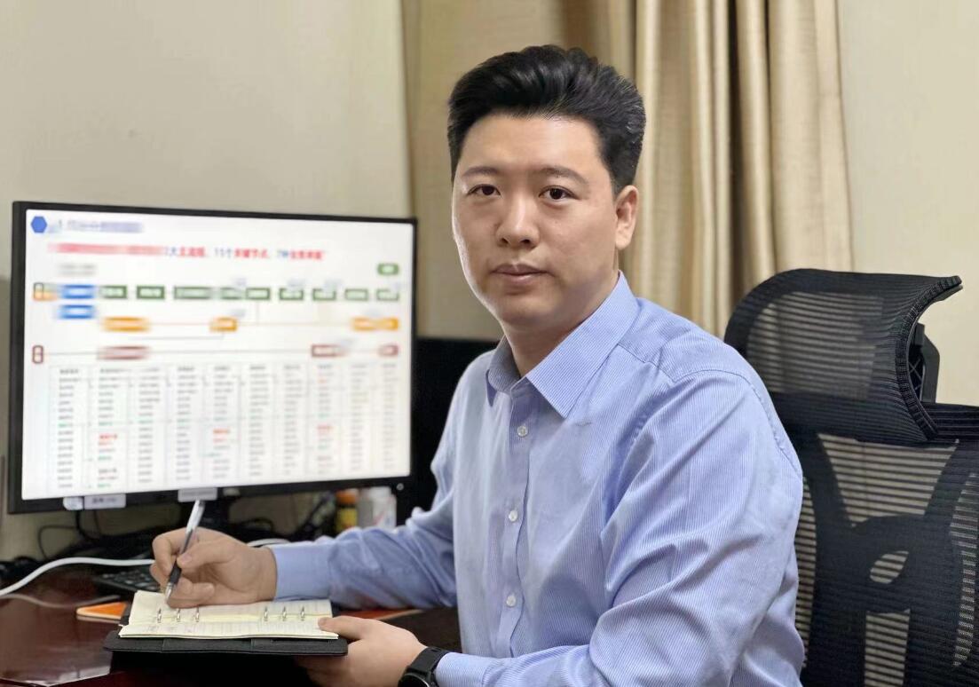 國網(wǎng)信通產(chǎn)業(yè)集團(tuán)工匠張海超：踐行工匠精神，平凡鑄就不凡