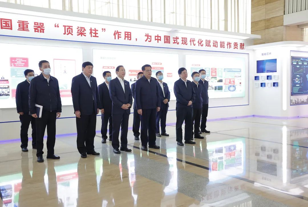 重慶市委書記袁家軍、市長胡衡華與國家電網(wǎng)董事長辛保安、總經(jīng)理張智剛會談