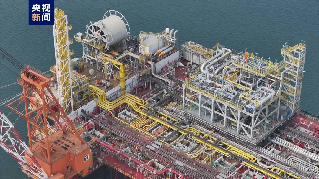 全球首艘!“海上石油加工廠”，交付了!